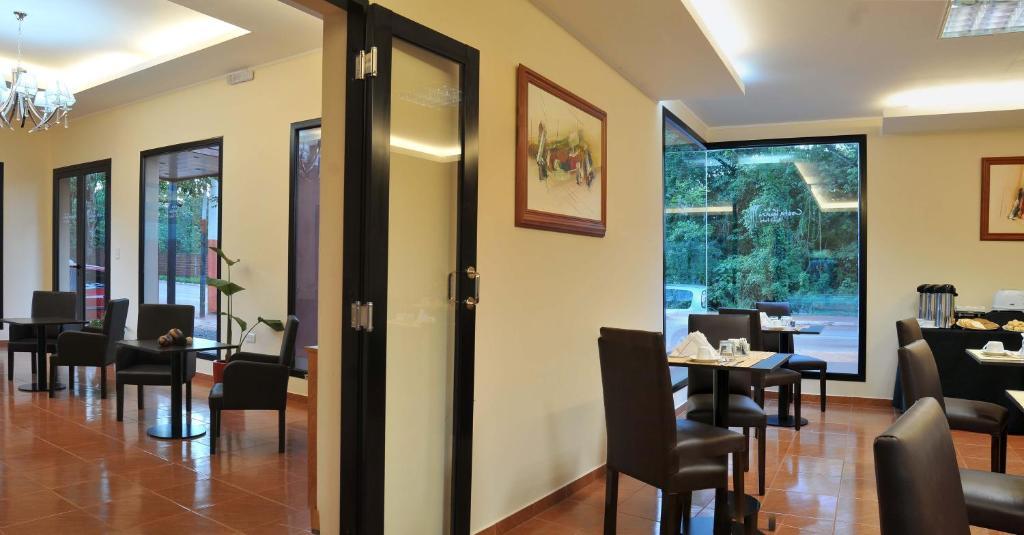Costa Iguazu Aparthotel Puerto Iguazú Exteriör bild